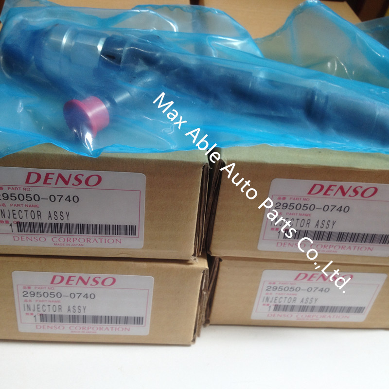 295050-0740 DENSO common rail injector for TOYOTA HIACE HILUX 2KD engine 23670-30420